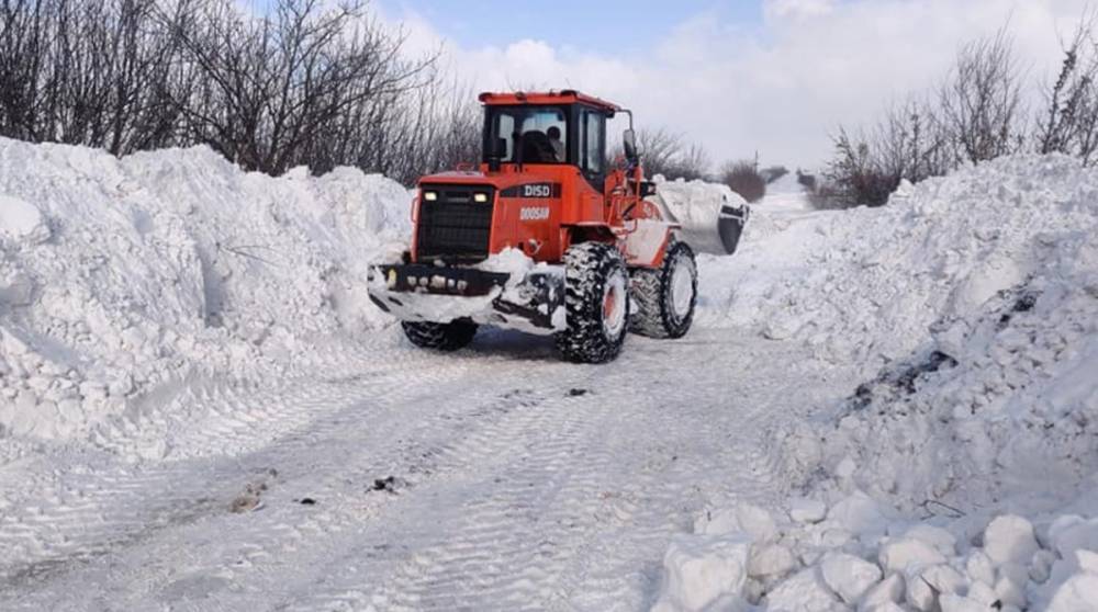 Дороги от снега расчищает около 700 спецмашин – «Укравтодор»