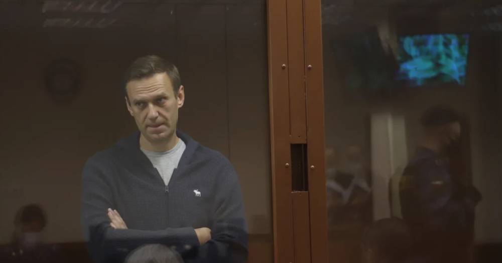 Песков назвал вмешательством требование ЕСПЧ по Навальному