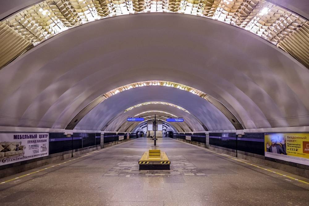 В метро Петербурга рассказали о закрытии станций «Московская» и «Удельная»