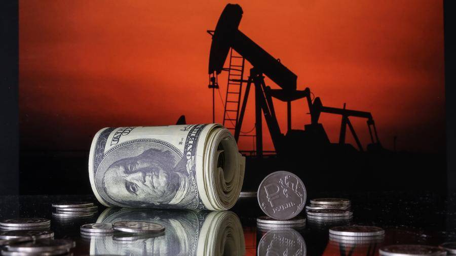 Дюков назвал устойчивой цену нефти в $45–55 за баррель