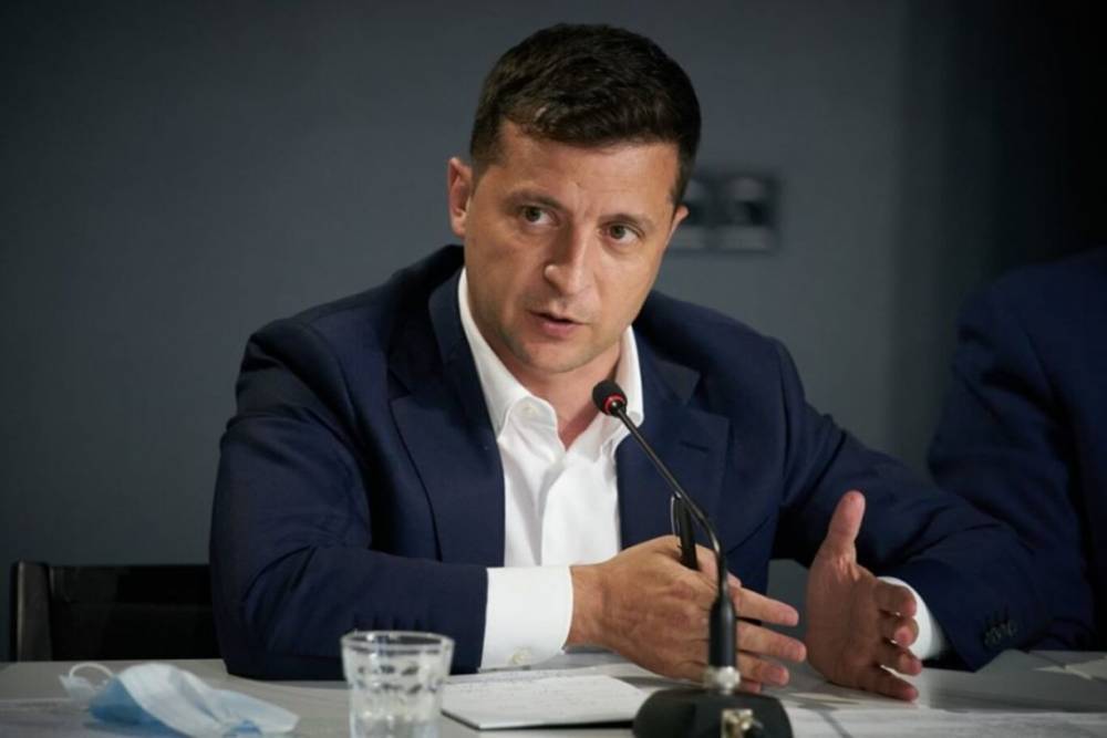 Зеленский ветировал закон о возобновлении конкурсов на госдолжности