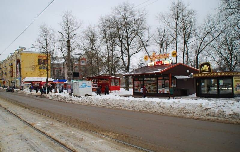 В Смоленске разработают требования к виду торговых павильонов и остановок с учетом их расположения