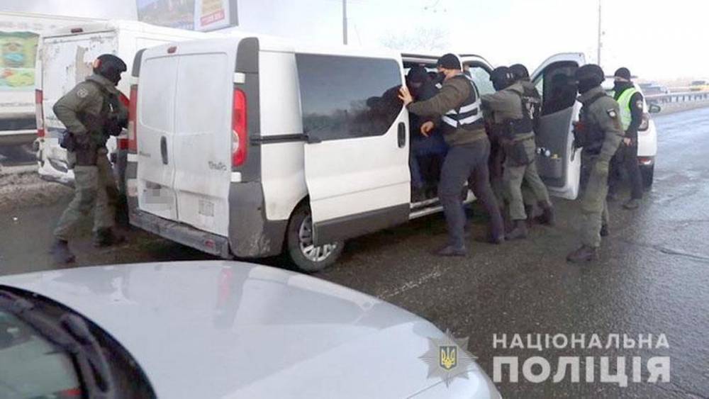 Сбывали метадон в нескольких районах Киева: спецназовцы полиции разоблачила группировку ромов