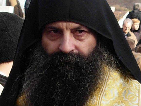 Новый патриарх Сербский Порфирий вступил на престол, пообещал заботиться о Косово