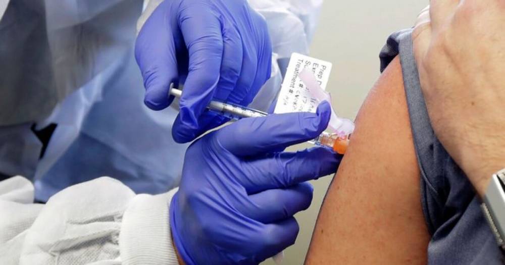 США решили пока не делиться COVID-вакциной с бедными странами, — СМИ