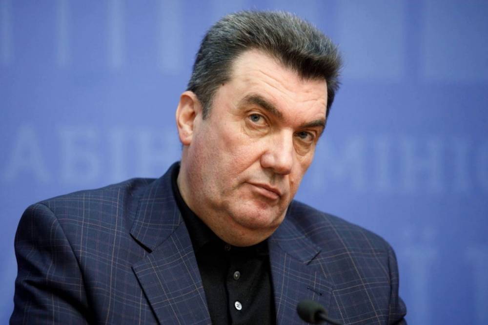 Продолжение следует: Данилов анонсировал новые санкции против нечестных политиков