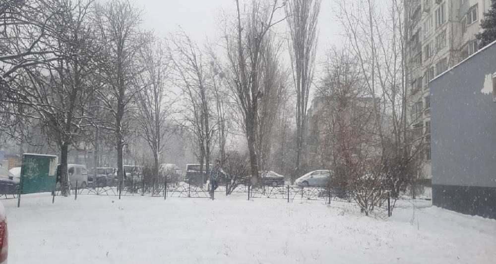 Украинцев предупредили об ухудшении погодных условий: снегопад и сильный мороз