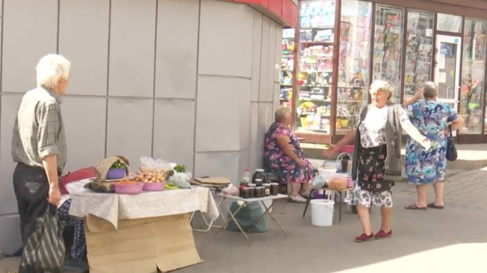 В Воронеже экс-чиновника управы обвинили во взятках едой и канцтоварами