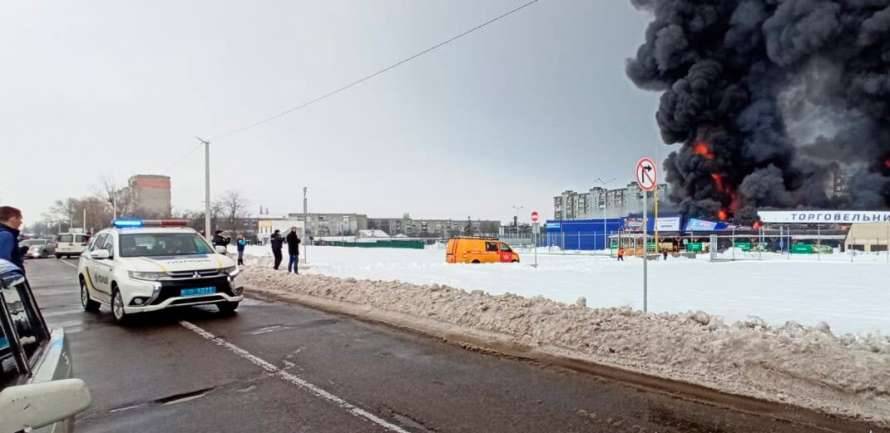В Первомайске потушили пожар в "Эпицентре"