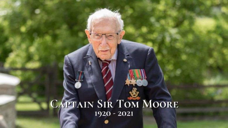 Умер 100-летний ветеран Том Мур, собравший миллионы фунтов для британских врачей