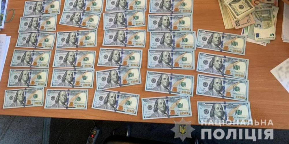 В Черниговской области гадалки «сняли порчу» с женщины за миллион гривен