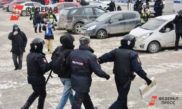 В Ульяновске напавшего на полицейского школьника судят по уголовной статье