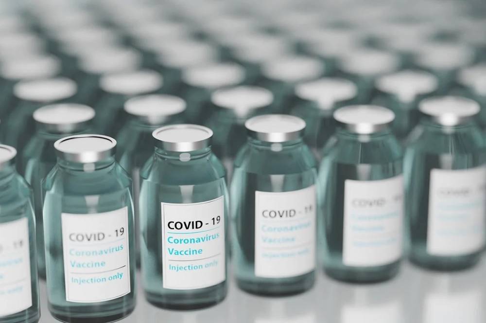 В Минздраве назвали преимущества вакцины «КовиВак»