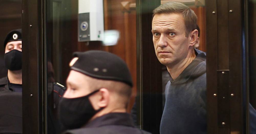 Навальный из-за ветерана получил новый приговор