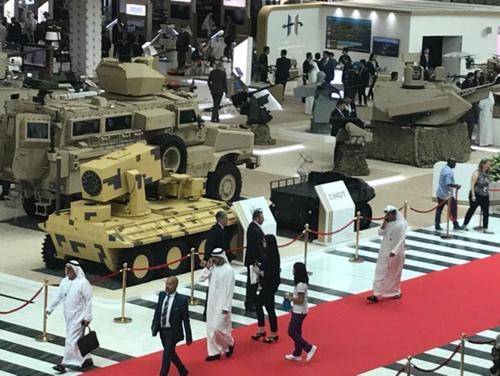 Украина представляет на выставке в Абу-Даби переделанные образцы советского вооружения, как перспективные