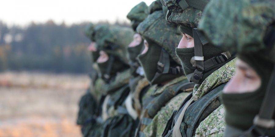 Войска РФ, воевавшие на Донбассе, едут в Крым для воздушно-десантных учений