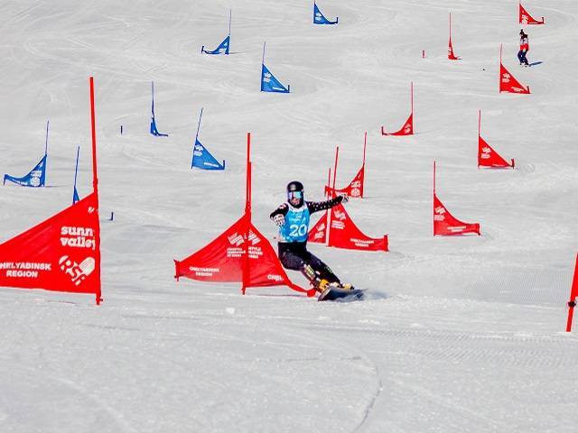 Степан Наумов из Миасса стал победителем этапа Кубка России по сноуборду
