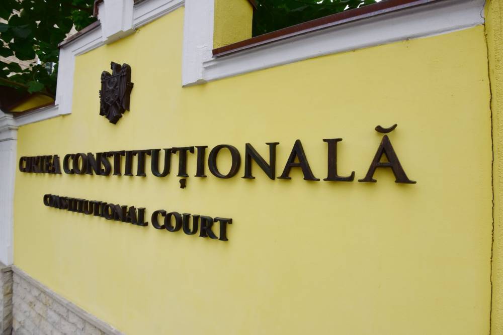 Конституционный суд Молдовы поможет президенту обойти основной закон