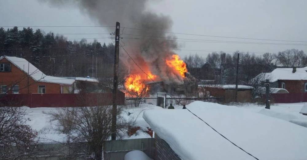 Два ребенка погибли при пожаре в Подмосковье.