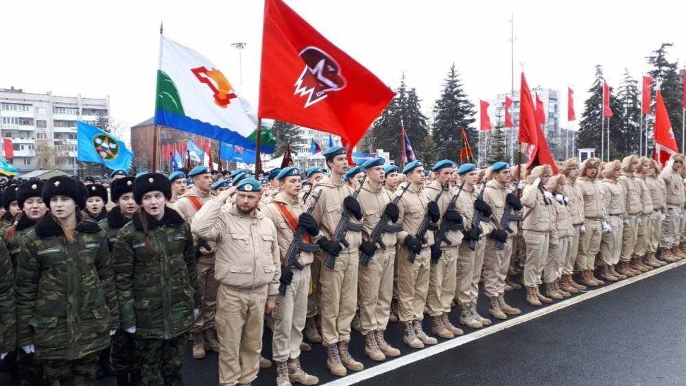 Юнармейцы везли флаг контрабандой через Молдавию для создания штаба в Приднестровье