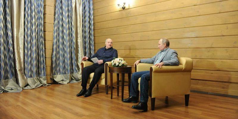 В сети подшутили над моментами со встречи Лукашенко и Путина в Сочи - фото и видео - ТЕЛЕГРАФ