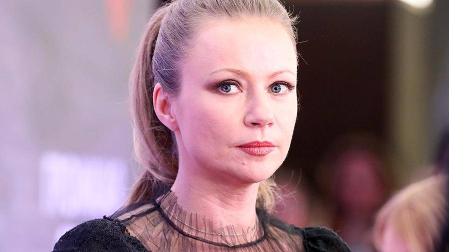 Дочь умершей актрисы Градовой попросила СМИ оставить ее в покое