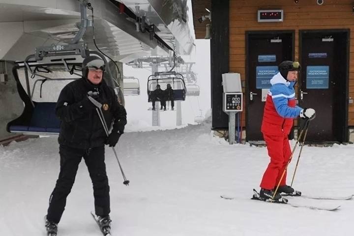 Успех переговоров Путин и Лукашенко отметили на краснополянской лыжне