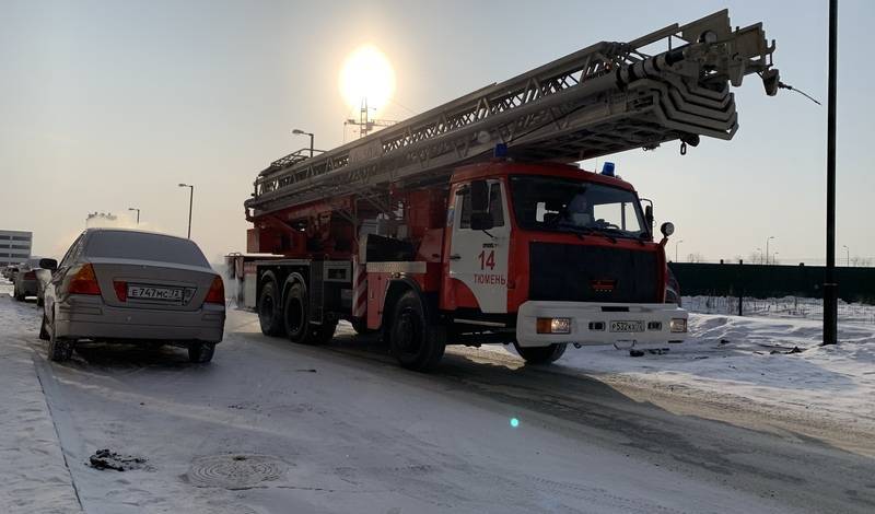 Три человека погибли при пожаре на Московском тракте в Тюмени
