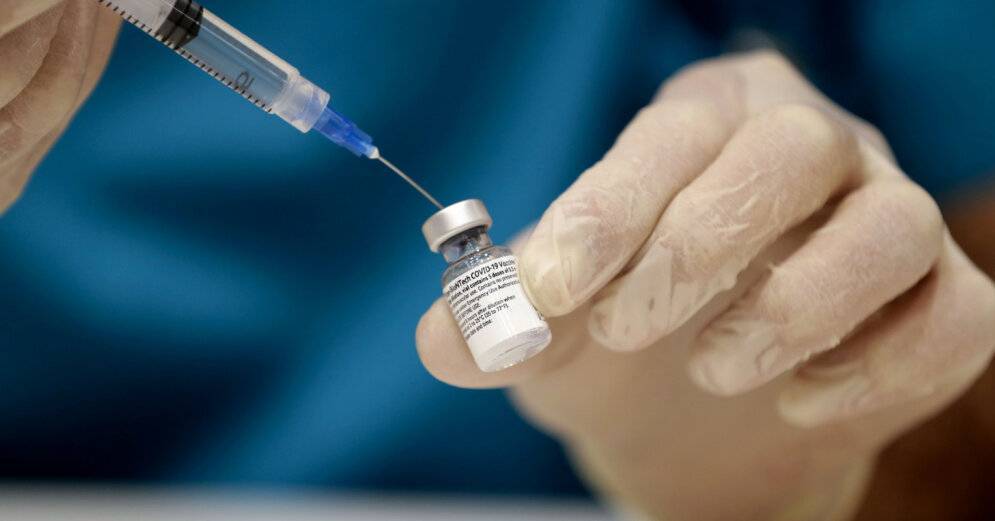 В понедельник первую прививку от Covid-19 получили 1534 человека