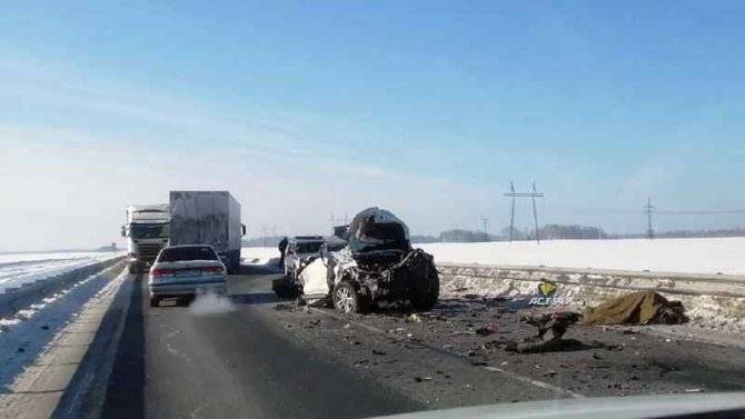 Молодой водитель иномарки погиб в ДТП в Болотнинском районе Новосибирской области
