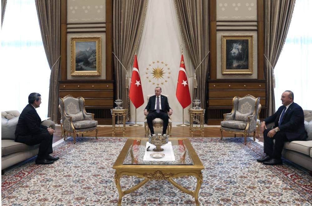 Мередов встретился с Эрдоганом и обсудил коридор «Ляпис Лазули» с главами МИД Турции и Азербайджана