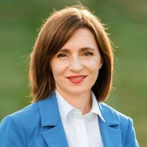 Санду планирует провести досрочные парламентские выборы в Молдове