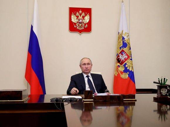 Путин: Россию хотят ослабить и поставить под контроль