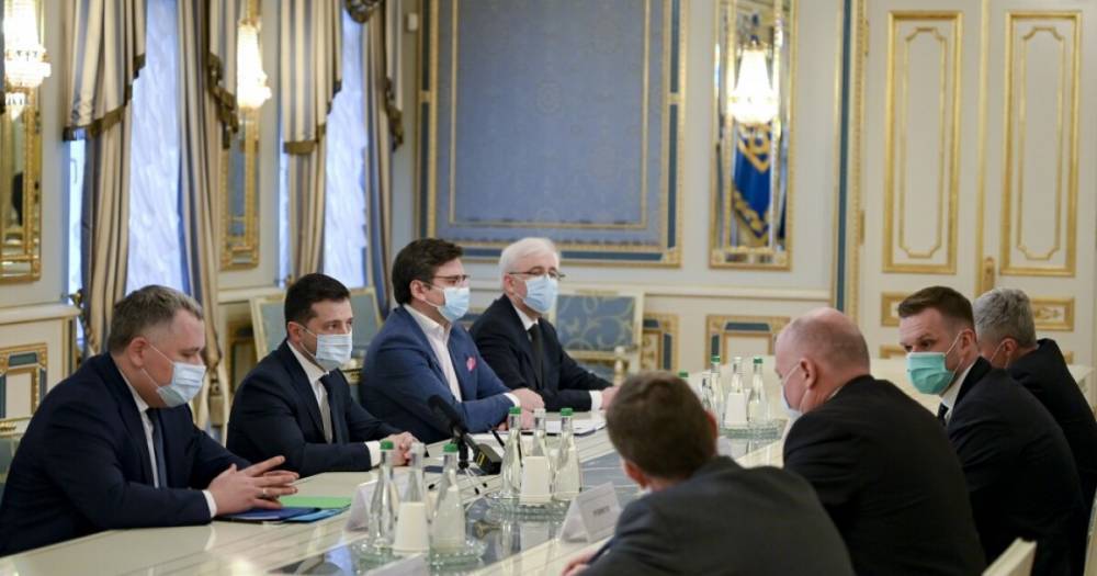 Зеленский встретился с главой МИД Литвы: о чем говорили