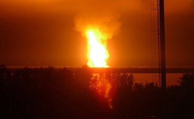На газопроводе в Оренбуржье произошел взрыв