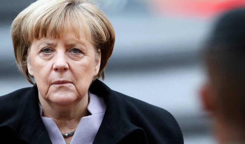Меркель заявила о начале третьей волны коронавируса в Германии