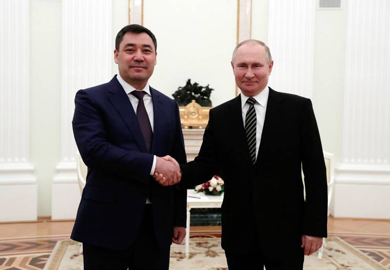 Путин: Россия и дальше будет поддерживать Киргизию