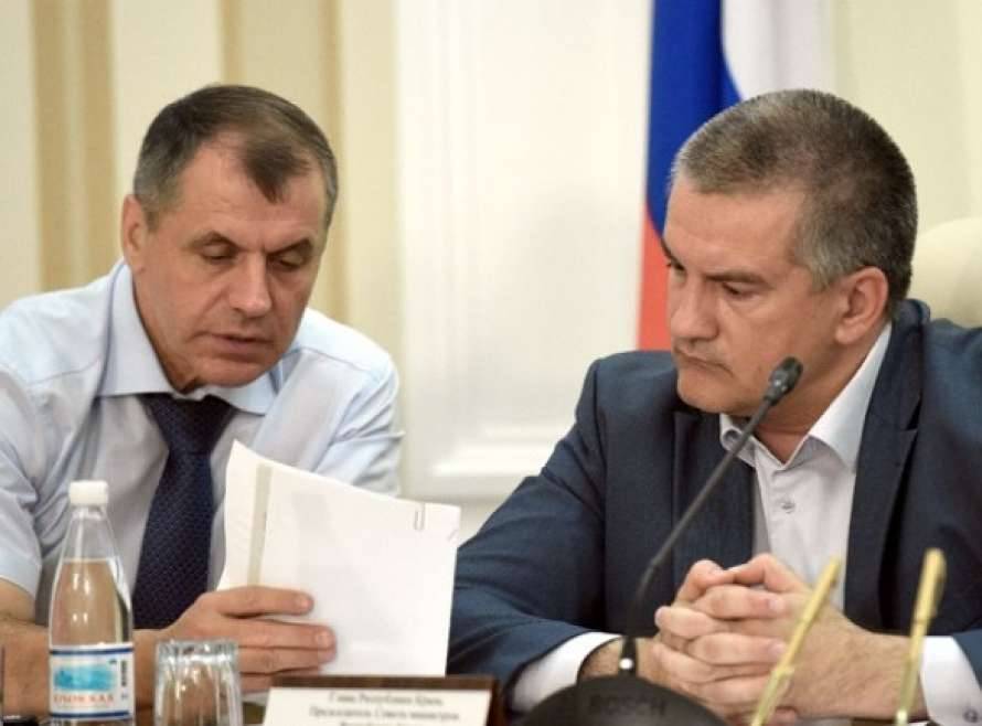 Прокуратура Крыма объявила подозрение Аксенову и Константинову