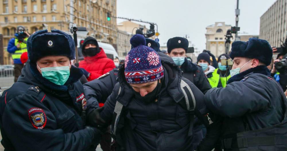 Протестные акции принесли бюджету России более 8 миллионов рублей