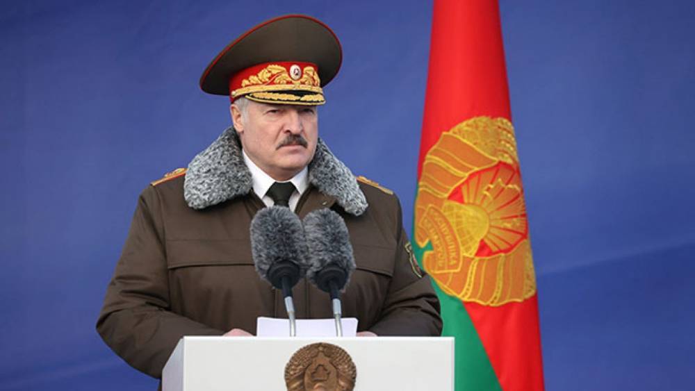 Президент Белоруссии подготовился к обострению ситуации в стране