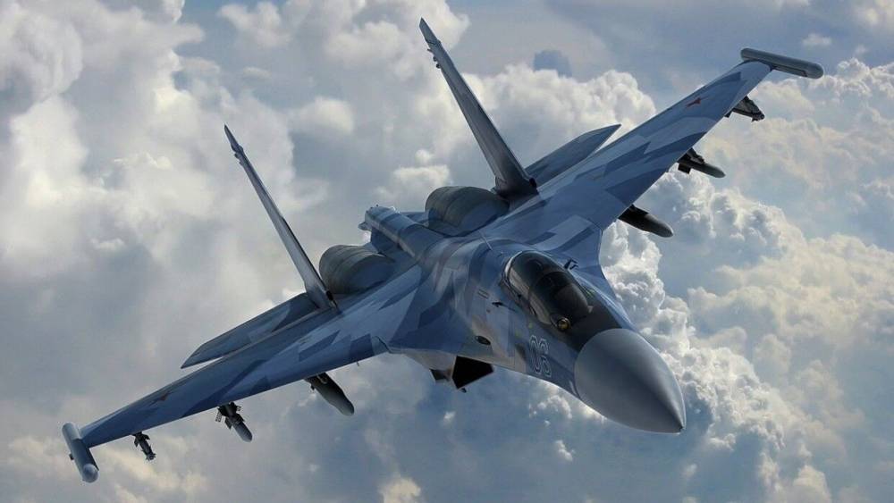 Истребители Су-30 замечены в небе над Ереваном