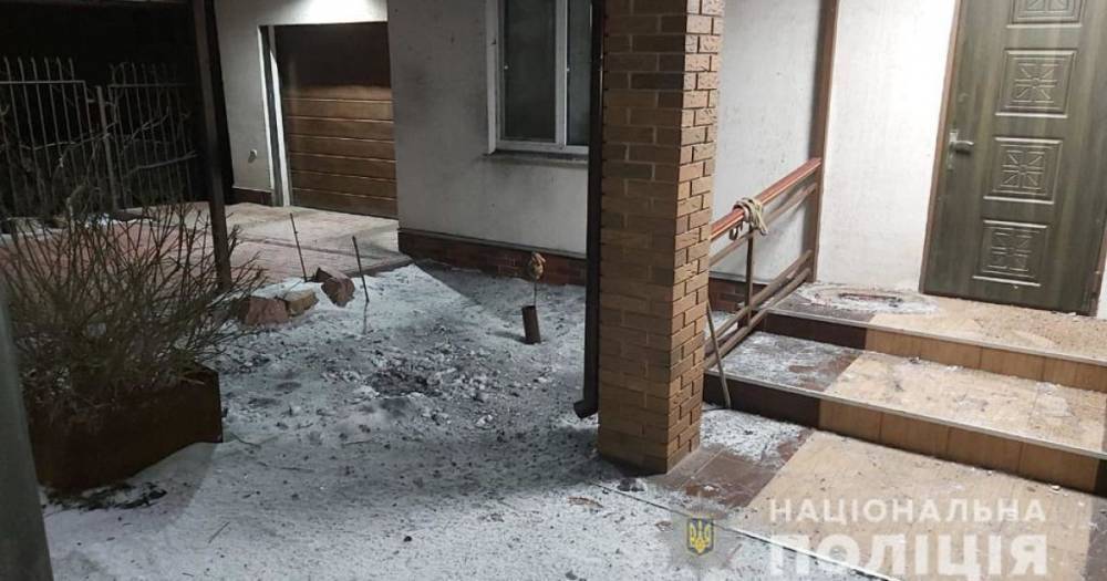 Во дворе частного дома в Харьковской области взорвалась граната (4 фото)