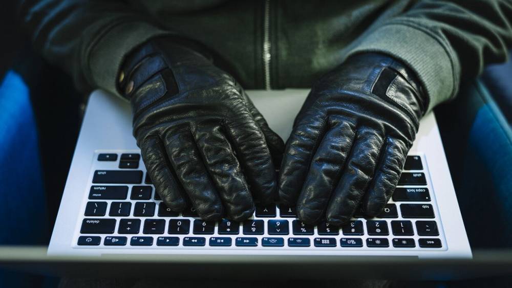 Изучающая коронавирус лаборатория подверглась атаке хакеров в Оксфорде