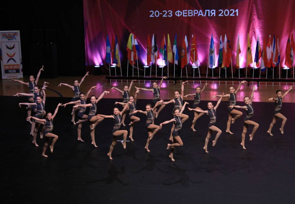 18 медалей завоевали сахалинки на соревнованиях по чир спорту в Москве