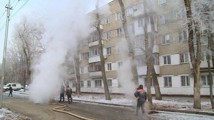 400 тысяч жителей Саратова остались без воды и тепла из-за аварии