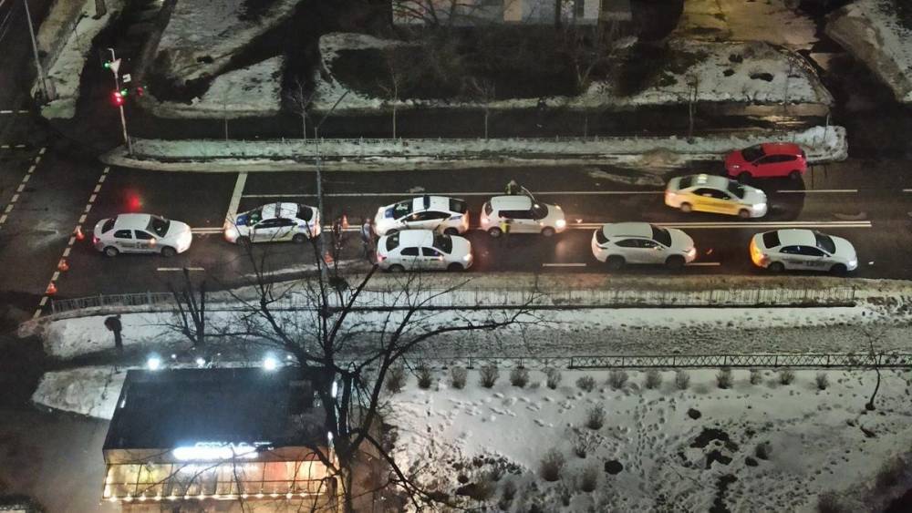 В Киеве таксист Uber сбил пешехода, переходившего дорогу на зеленый: видео