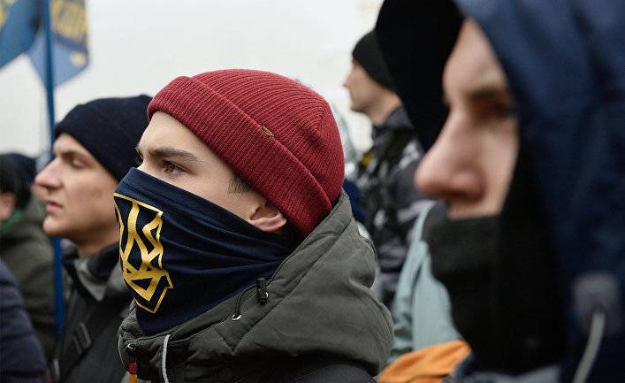 Страна (Украина): «Дядя, тебя отсюда вынесут». Как школьник-националист сорвал урок патриотизма из-за русского языка
