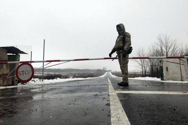 Террористы «ДНР» устроили провокацию возле КПП «Еленовка»