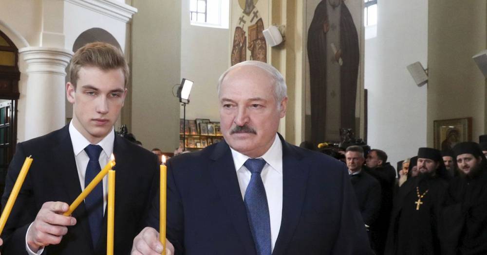 Лукашенко прокомментировал возможность передачи власти своим детям