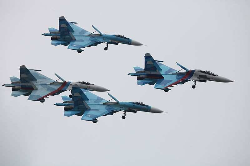 Эксперты Sohu напомнили, как эффектный маневр пилотов ВКС РФ над Балтикой обратил в бегство истребитель НАТО